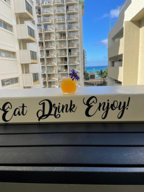Modern Ocean View Studio - Waikiki Paradise!